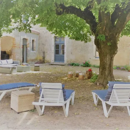 Gasthof Au Presbytere Boheme Talmont-Saint-Hilaire