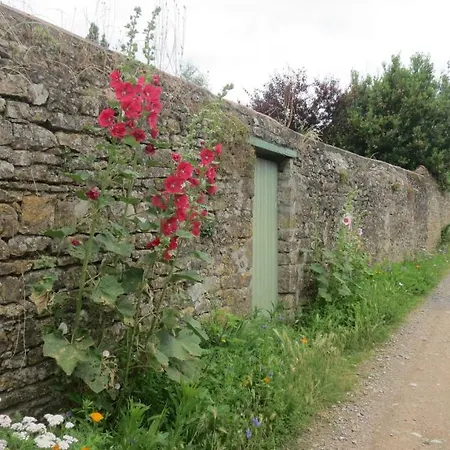 Au Presbytere Boheme Gasthof Talmont-Saint-Hilaire